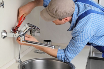 Faucet repair service